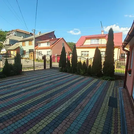 Pryvatna U Marty Pensionat 3*