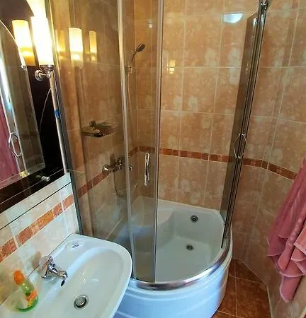 Pryvatna U Marty Pensionat Jasinja
